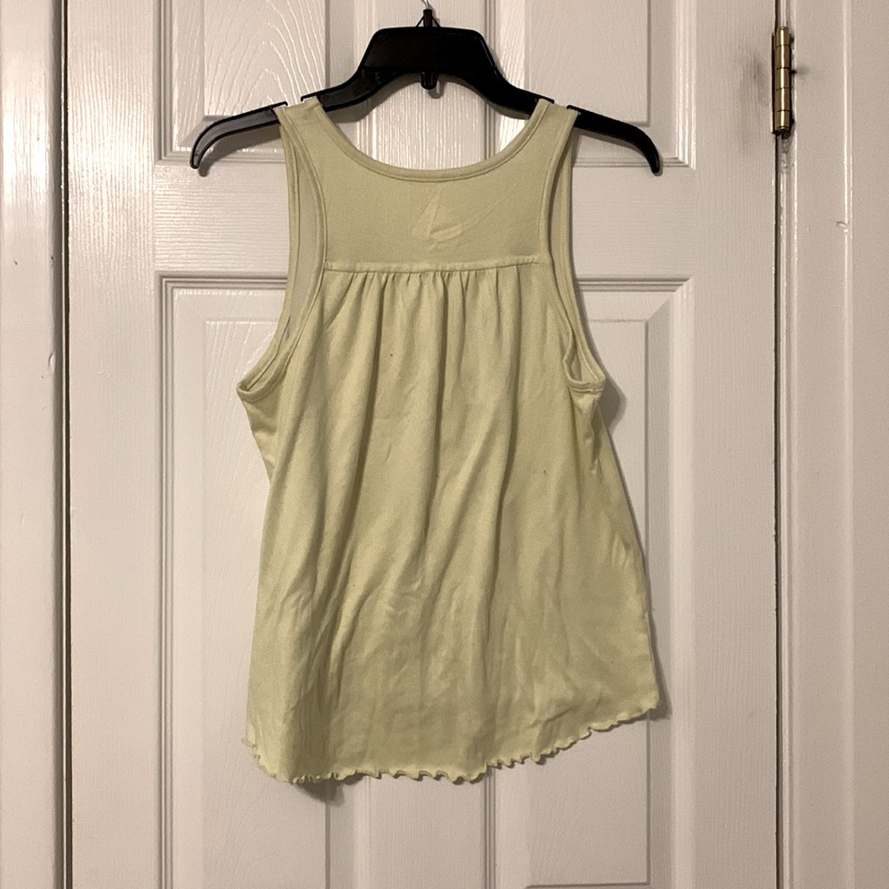 Small women’s secret treasure pajama tank top - Picture 3 of 3